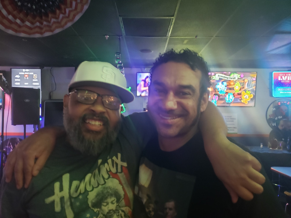 Black Wolf Bar Boss presented by Dos Hombres